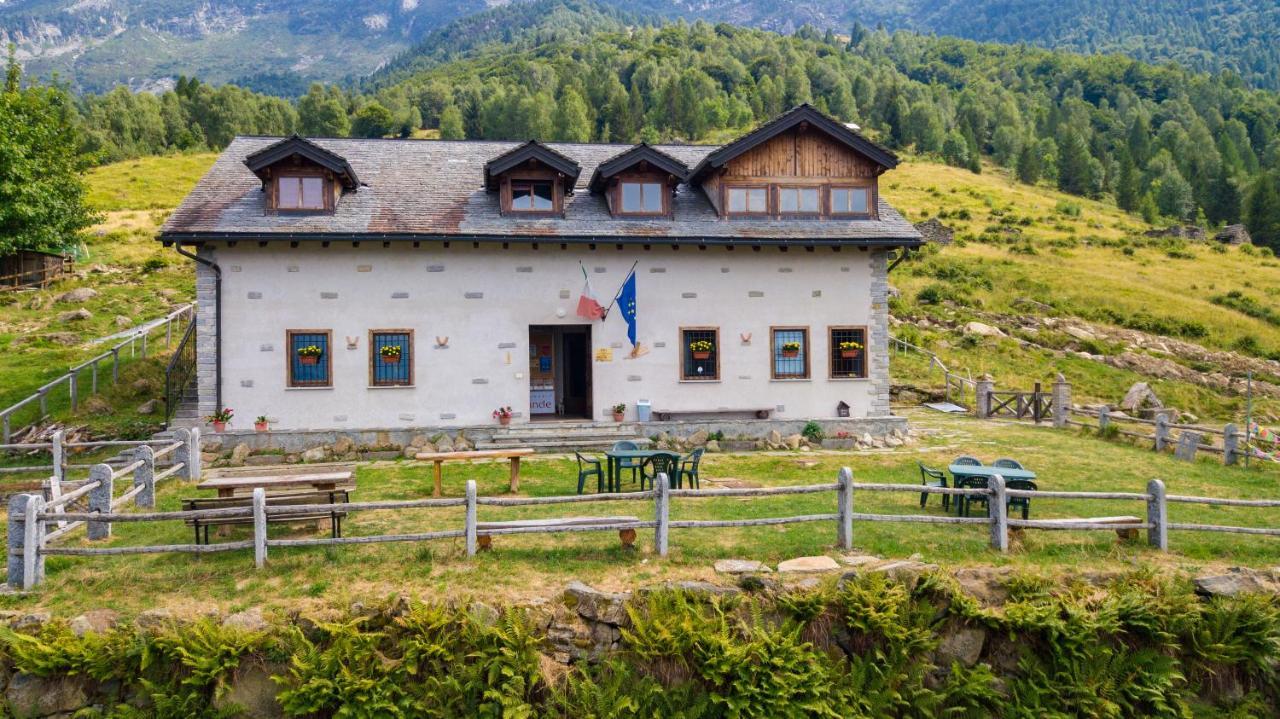 Rifugio Parpinasca Vandrerhjem Trontano Eksteriør bilde